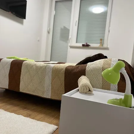 Darija Apartman U Centru Sa Parkingom Apartment *