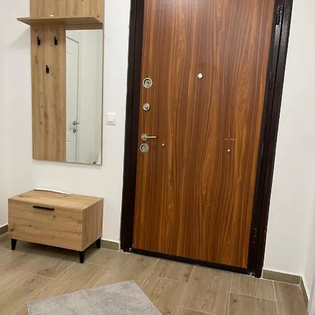 Darija Apartman U Centru Sa Parkingom * Novi Pazar